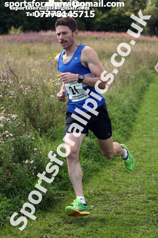 Senior mens relay, Sunderland Harriers Cross Country, Farrington, Sunderland. Photo: David T. Hewitson/Sports for All Pics